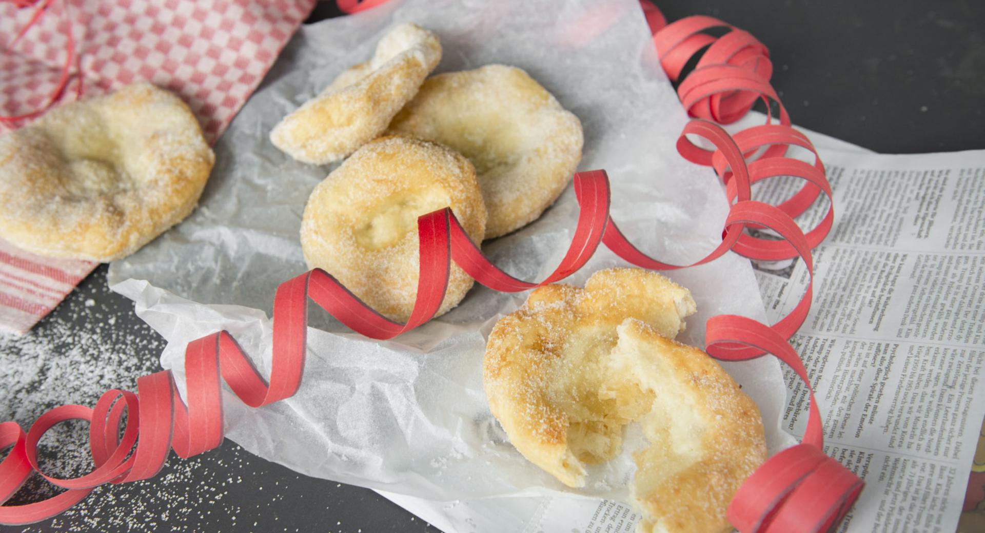 Italian-style doughnuts (Frittelle)