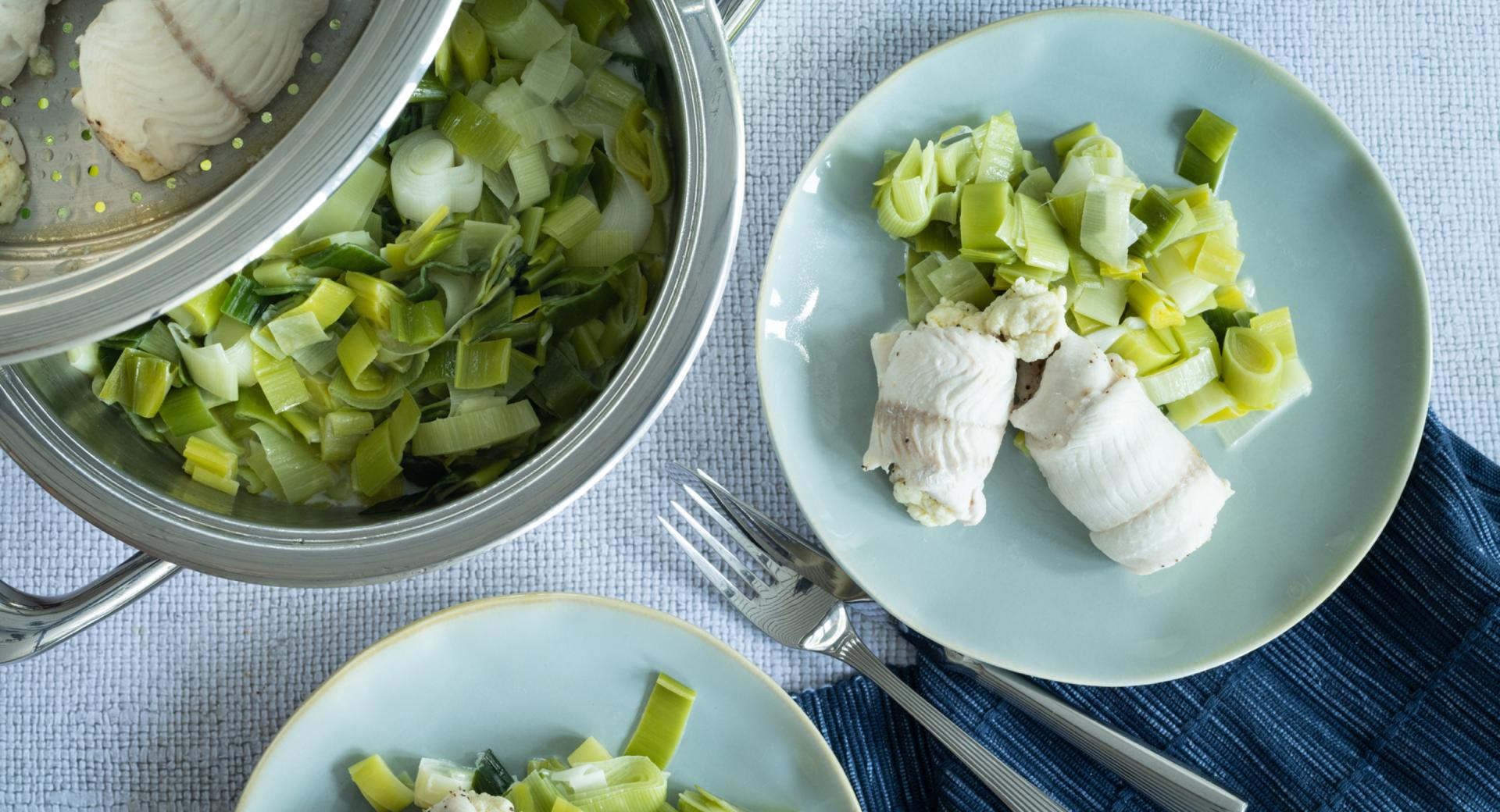 Whitefish rolls on creamed leek