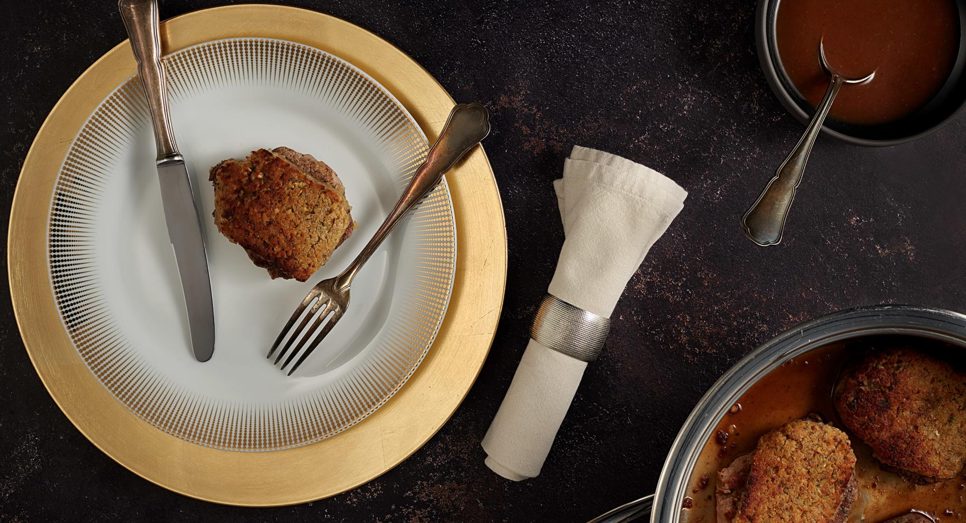 Fillet medallions with chestnut crust