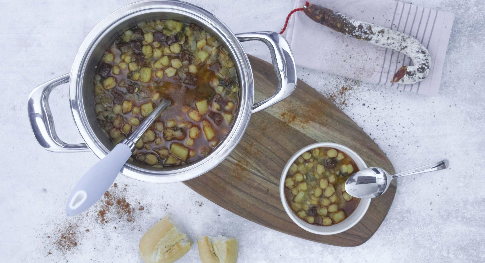 Chickpeas stew Spanish style