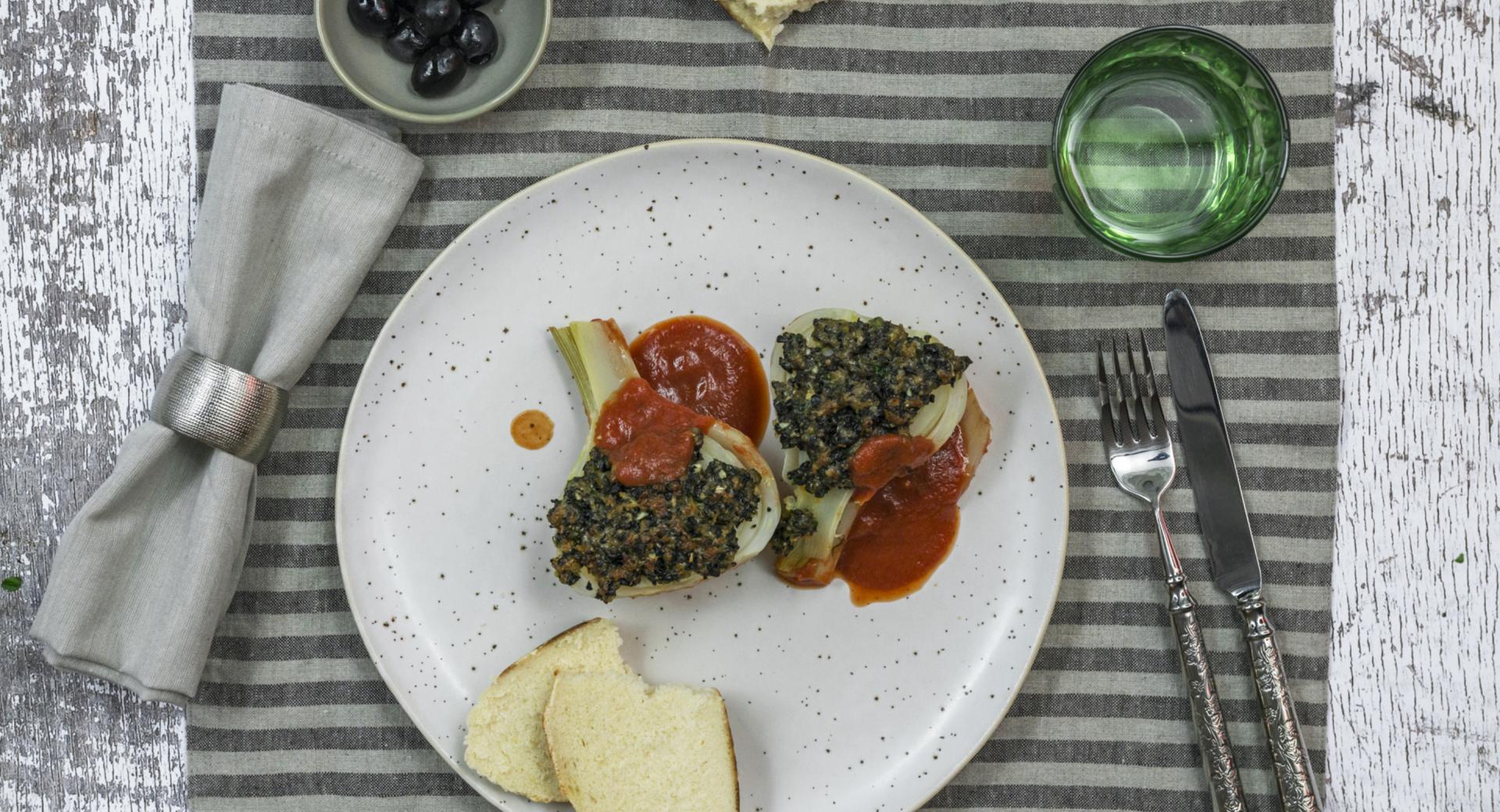 Fennel with olive crust