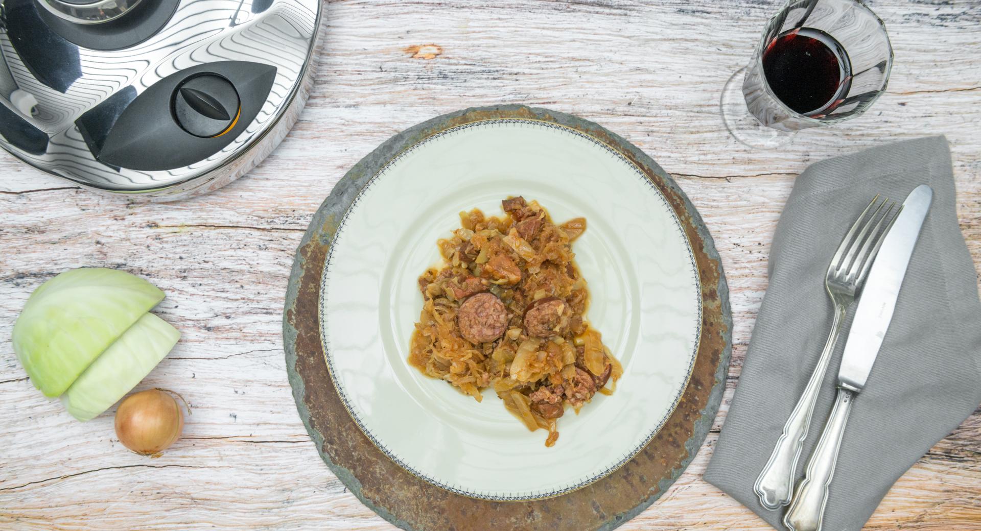 Bigos (Layered white cabbage stew)