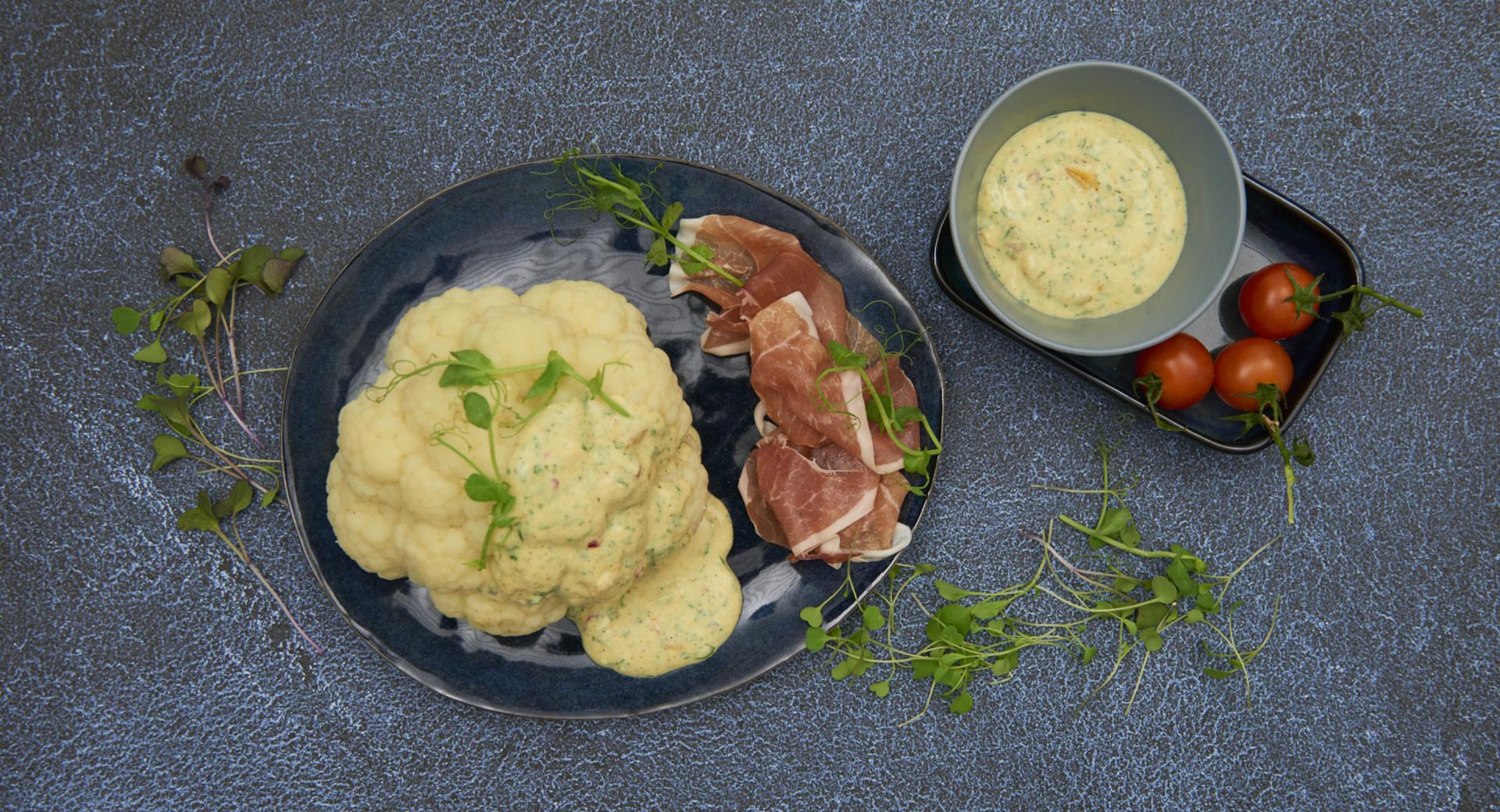 Cauliflower with sweet-and-sour dressing