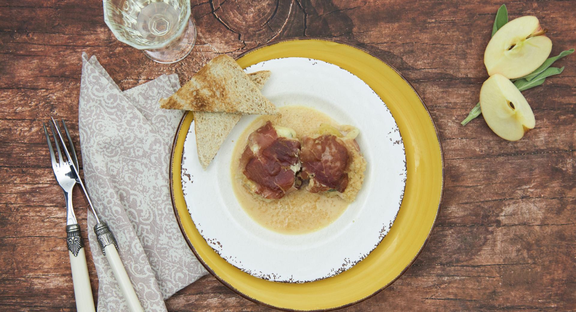 Stuffed pork fillet medallions 