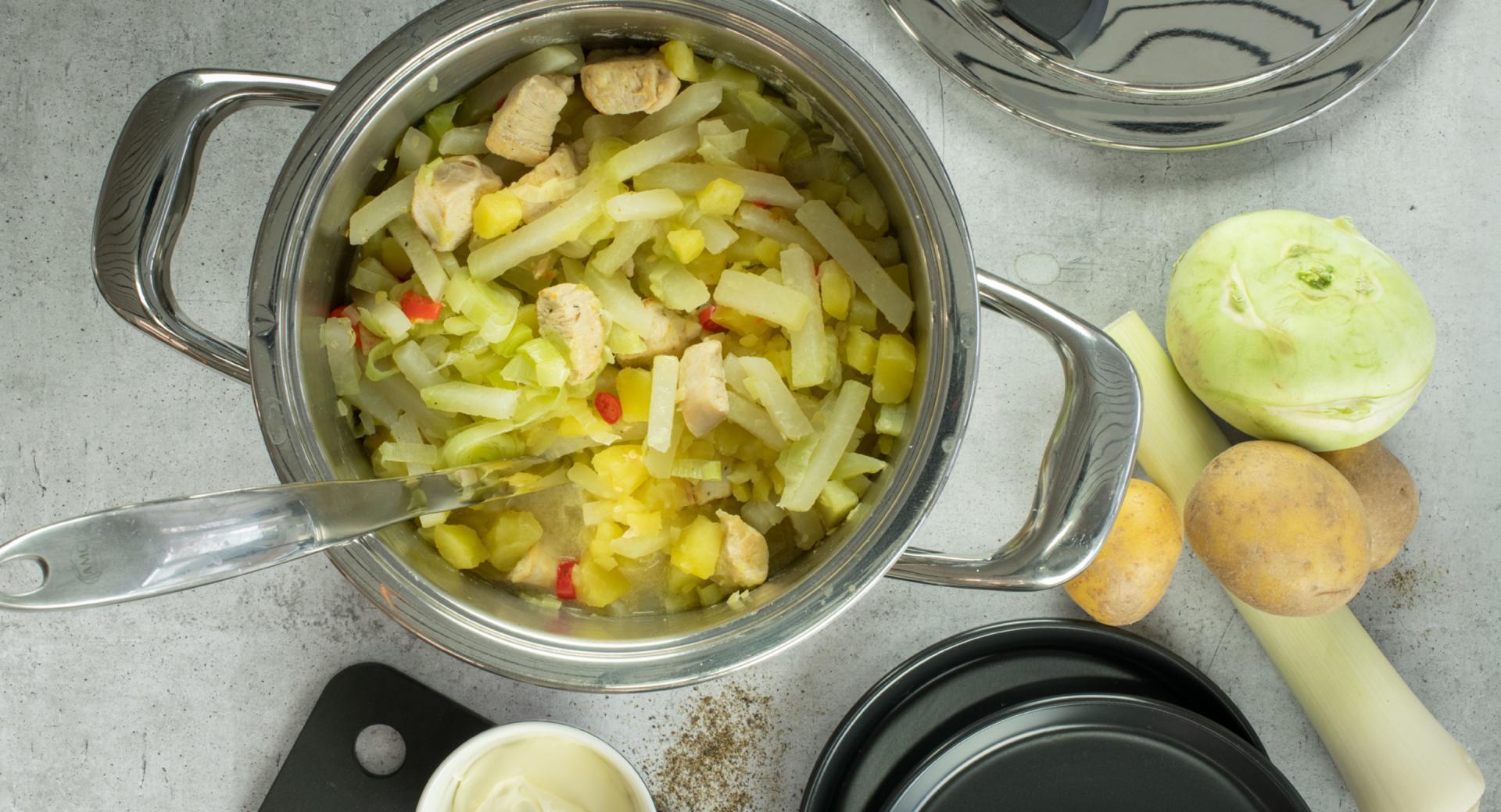 Vegetable stew with chicken