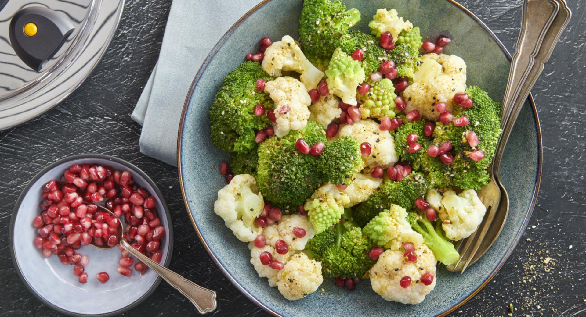 Lukewarm vegetable salad with dukkah dressing