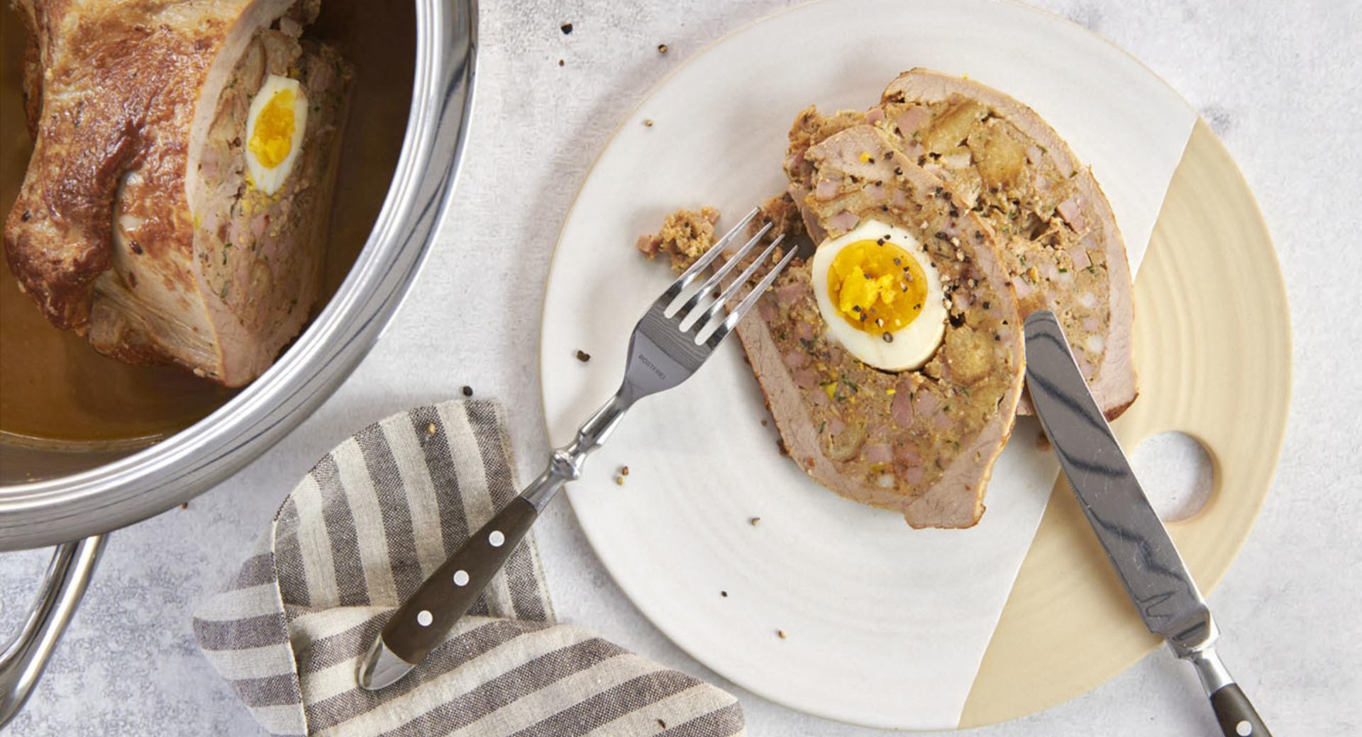 Stuffed roast veal (Tasca di vitello)