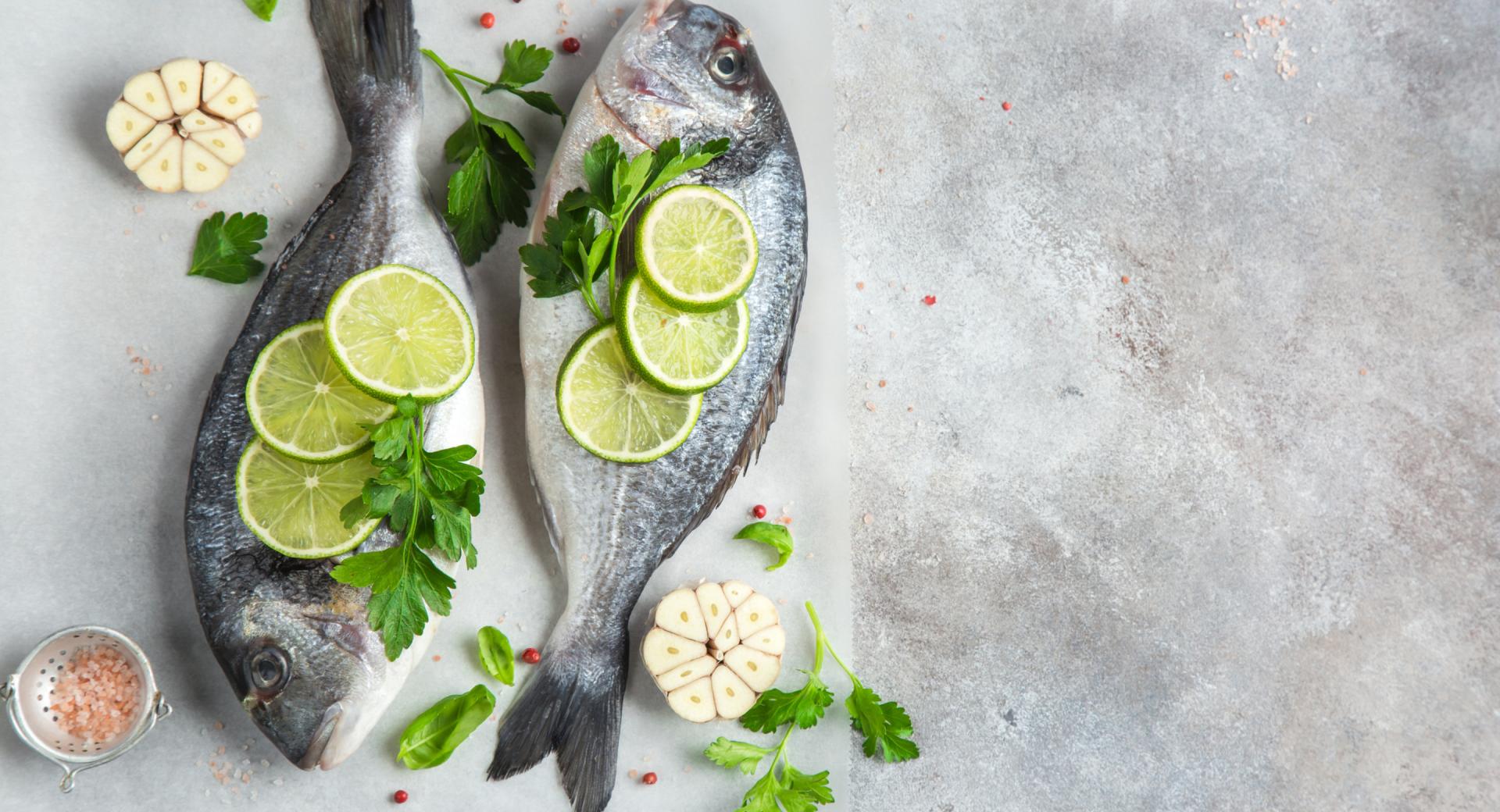 Gilthead seabream with peppermint and lime