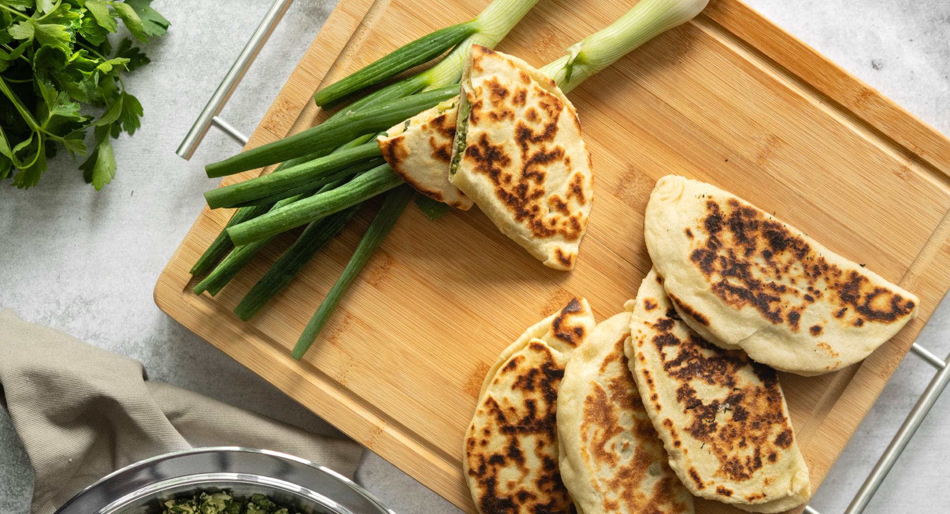 Stuffed flatbread (Gözleme)