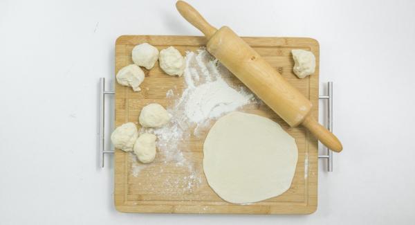 Divide the dough into 8 portions and roll out thinly.