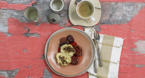 Dumplings with fruit compote