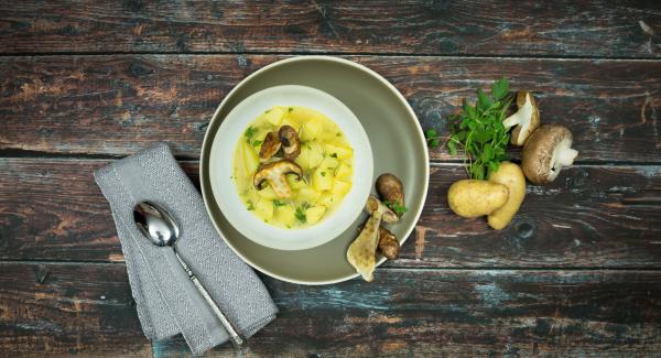 Potato stew with mushrooms