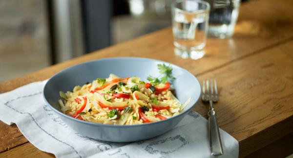 Pasta with sweetheart cabbage