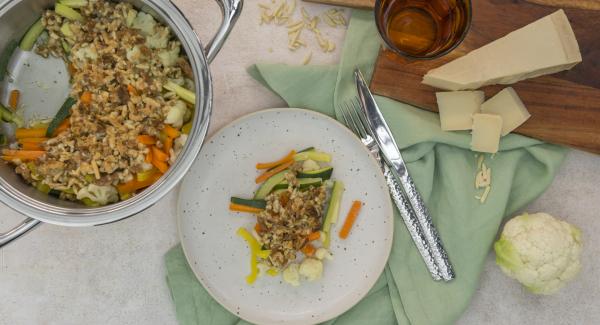 Vegetables with cheese crust