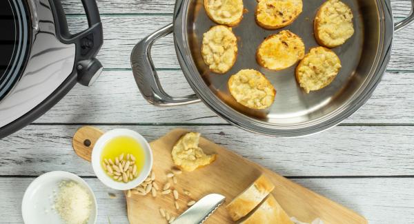 Parmesan crostini