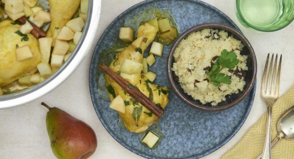 Moroccan chicken tajine with pears 