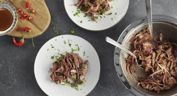 Thai beef steak salad