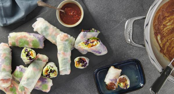 Summer rolls with fiery dip