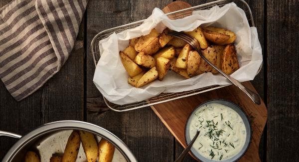 Rosemary potatoes with herb dip (AMC4me)